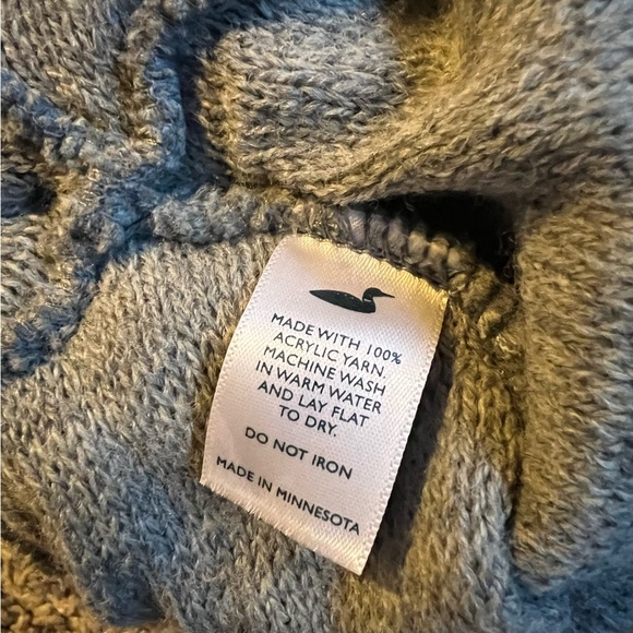 Great Lakes Stocking Cap Beanie Hat Pom Minnesota Gray - Picture 2 of 2